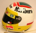 2001-Luca-Badoea-autographed-Ferrari-F1-test-driver-helmet-30n8ip6rqih7jcm4hzl14w.jpg