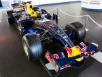 Red_Bull_RB4_front-right_Donington_Grand_Prix_Collection.jpg