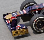 1200px-Daniel_Ricciardo_2012_Malaysia_FP2_1.jpg