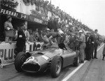 Castellott a de Portago sdílel Lancii Ferrari D50 na britském GP 1956.jpg