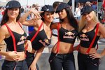 Ecclestone-pit-grid-girls-babes-750x501.jpg