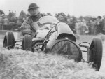 1952 boreham f1 - mike hawthorn (cooper t20-bristol) 3rd.jpg