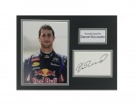 Daniel-Ricciardo-Signed-Formula-1-Ltd-Edition-Display.jpg